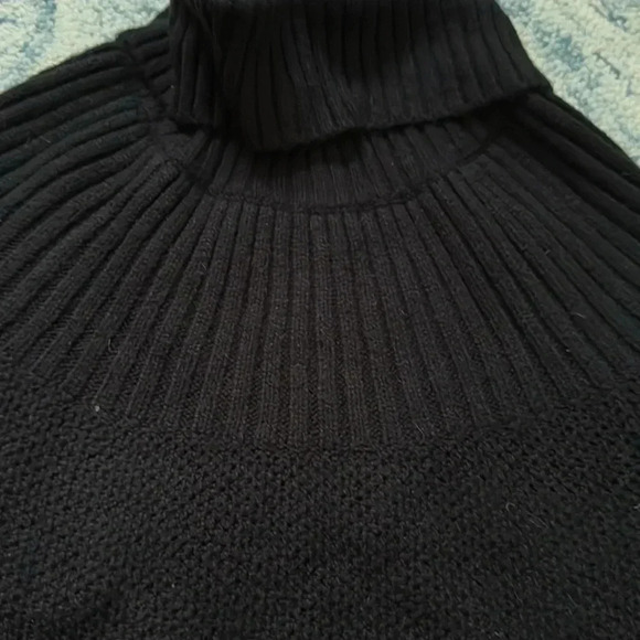 J.Crew mix, texture, ribbed turtleneck, classic sweater, medium - Picture 3 of 5